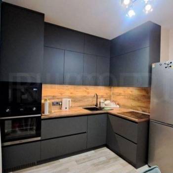 Продается 1-комнатная квартира, 38 м²