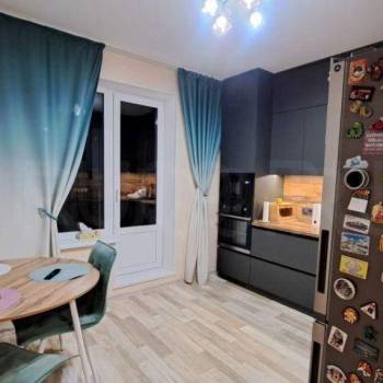 Продается 1-комнатная квартира, 38 м²