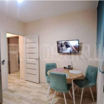 Продается 1-комнатная квартира, 38 м²