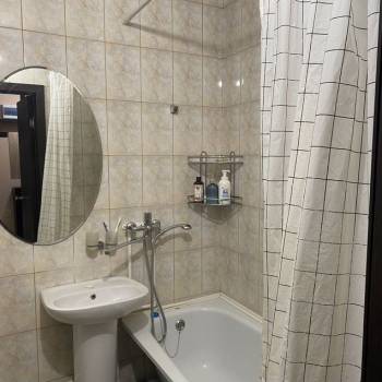 Продается 1-комнатная квартира, 48,9 м²