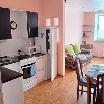 Продается 1-комнатная квартира, 47,3 м²