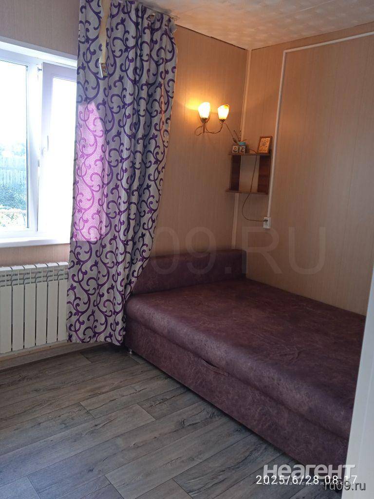 Продам 2-этажный деревянный коттедж, село Коларово, ул. Молодежная