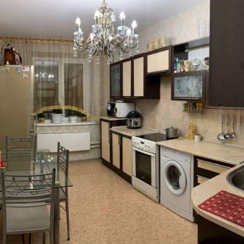 Сдается 2-х комнатная квартира, 64 м²