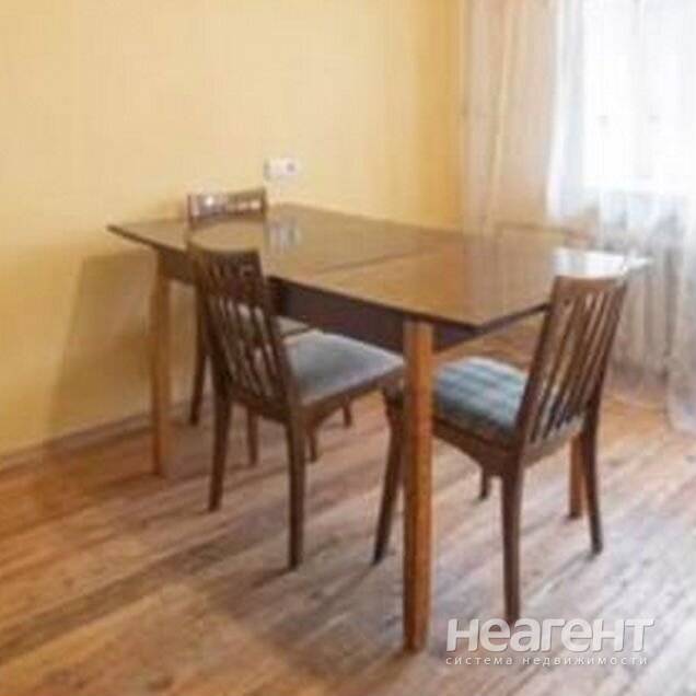 Сдаю 2-ком. квартиру, Дом Книги, ул. Киевская, без посредников