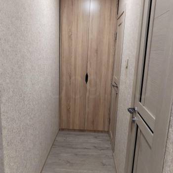 Продается 1-комнатная квартира, 49 м²