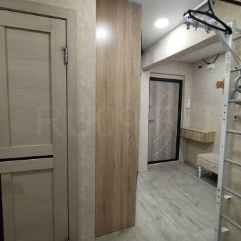 Продается 1-комнатная квартира, 49 м²