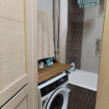 Продается 1-комнатная квартира, 49 м²