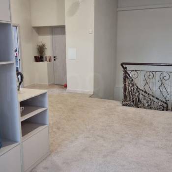 Сдается Нежилое помещение, 330 м²