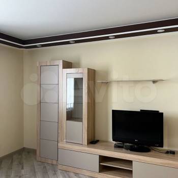 Сдается 1-комнатная квартира, 42 м²