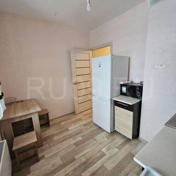 Сдается 1-комнатная квартира, 39 м²