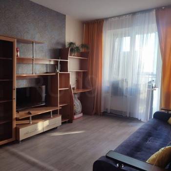 Сдается 1-комнатная квартира, 44 м²