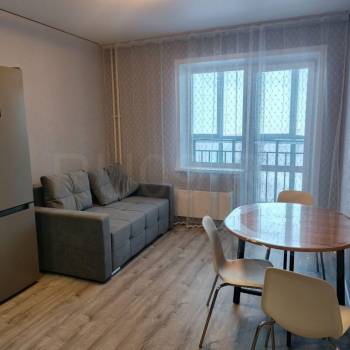 Сдается 1-комнатная квартира, 40 м²