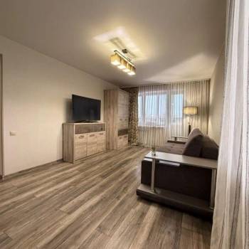 Сдается 2-х комнатная квартира, 71 м²