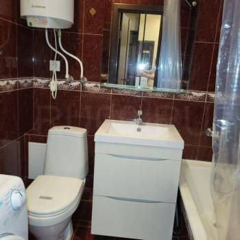 Сдается 1-комнатная квартира, 38 м²