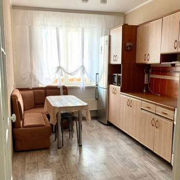 Продается 1-комнатная квартира, 42,9 м²