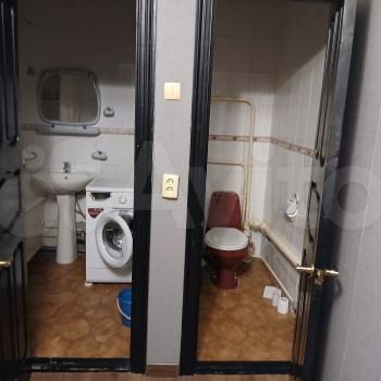 Сдается 1-комнатная квартира, 56 м²