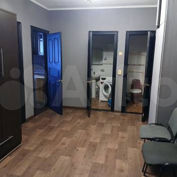 Сдается 1-комнатная квартира, 56 м²