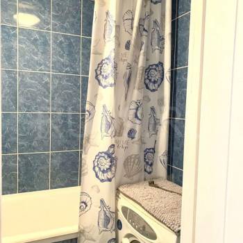 Продается 1-комнатная квартира, 43 м²