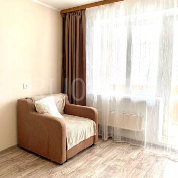 Продается 1-комнатная квартира, 43 м²