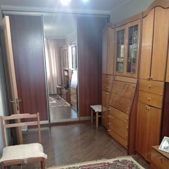 Продается 1-комнатная квартира, 36 м²