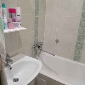 Продается 1-комнатная квартира, 36 м²