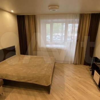 Продается 1-комнатная квартира, 38 м²