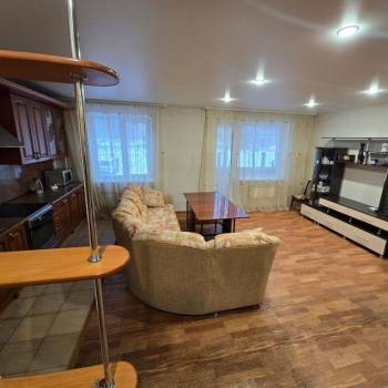 Сдается Многокомнатная квартира, 65,9 м²