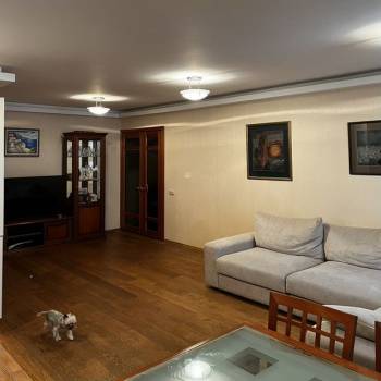 Продается 3-х комнатная квартира, 101 м²