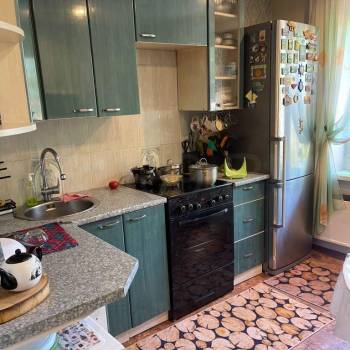 Продается Многокомнатная квартира, 70 м²