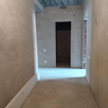 Продается 1-комнатная квартира, 52 м²