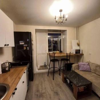 Продается 1-комнатная квартира, 35 м²