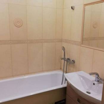 Сдается 2-х комнатная квартира, 64 м²