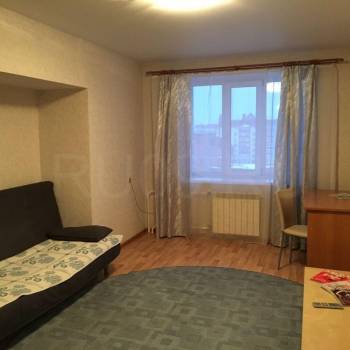 Сдается 1-комнатная квартира, 45 м²