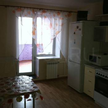 Сдается 1-комнатная квартира, 45 м²