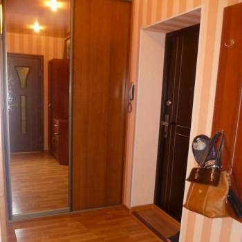 Сдается 1-комнатная квартира, 42 м²