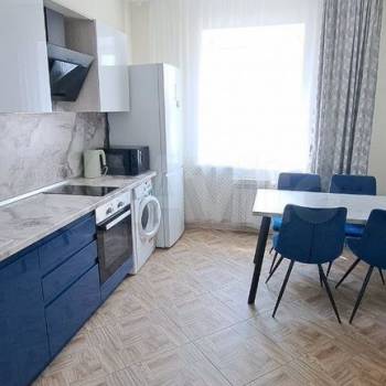 Сдается 1-комнатная квартира, 40 м²