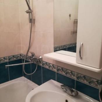 Продается 1-комнатная квартира, 35 м²