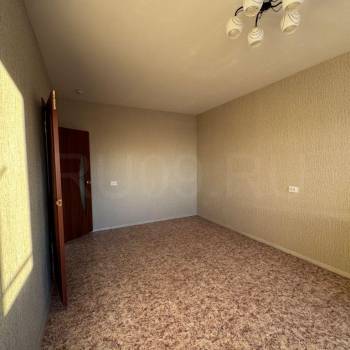 Продается 1-комнатная квартира, 39 м²