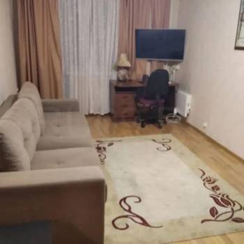 Сдается 1-комнатная квартира, 40 м²