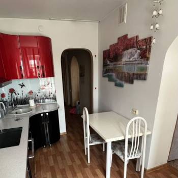 Сдается 2-х комнатная квартира, 60 м²