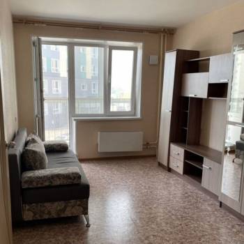 Сдается 1-комнатная квартира, 42 м²