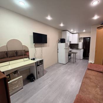 Продается 1-комнатная квартира, 18 м²