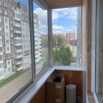 Продается Многокомнатная квартира, 77 м²