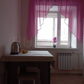 Сдается 1-комнатная квартира, 42 м²