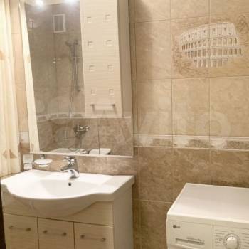 Продается 2-х комнатная квартира, 72 м²