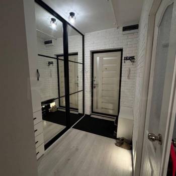 Сдается 1-комнатная квартира, 42 м²