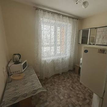 Сдается 1-комнатная квартира, 39 м²