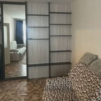 Сдается 1-комнатная квартира, 39 м²