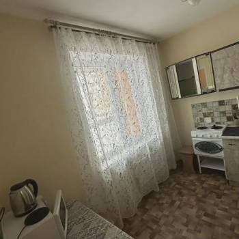Сдается 1-комнатная квартира, 39 м²
