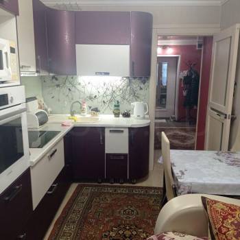 Продается 1-комнатная квартира, 43 м²